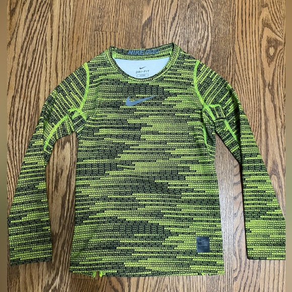 Nike Pro Warm Boys' Black/Volt LS Training‎ Crew Top AQ5709-702 Size M - Picture 1 of 6